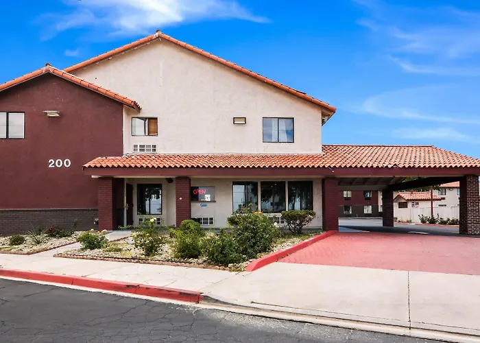 Motel: Red Roof Inn Palmdale - Lancaster