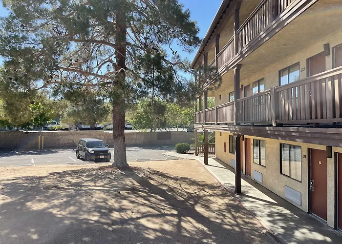 Motel: Palms Inn & Suites